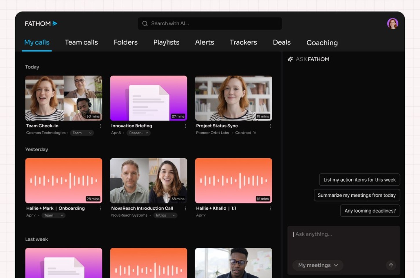 Fathom lança transcrição de reuniões sem bot para evitar salas lotadas